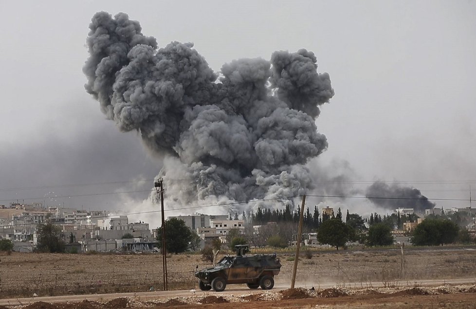 Výbuchy v Kobani: Boje mezi Kurdy a džihádisty zuří dál