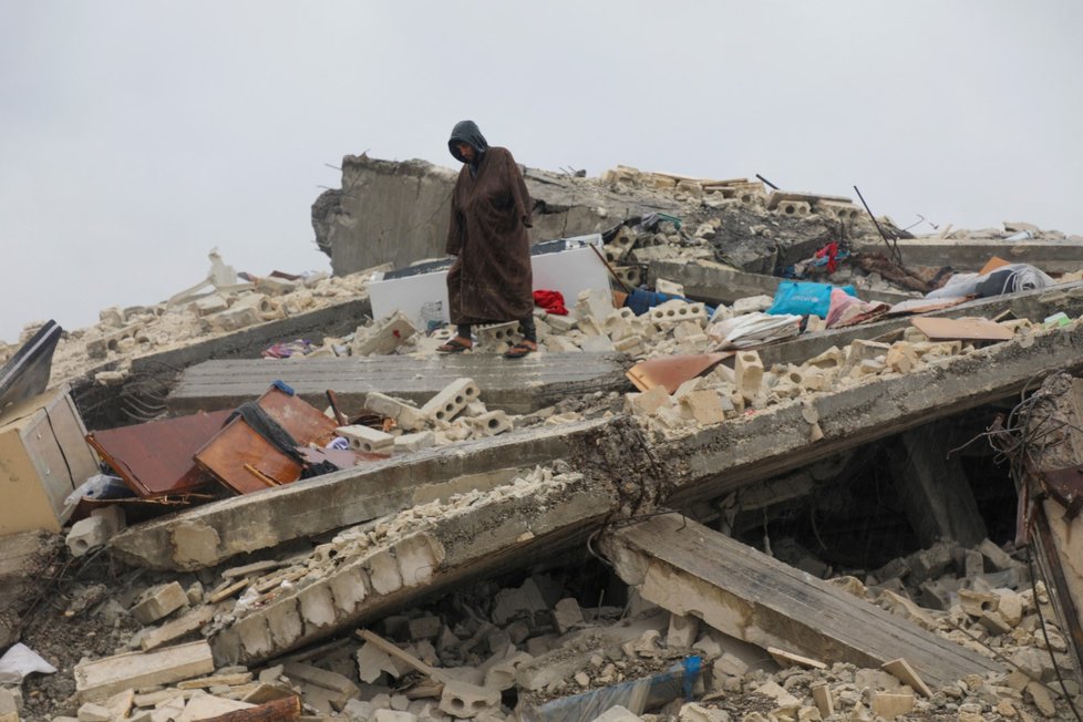 Jandaris. Město ovládané syrskými rebely postihlo zemětřesení (6. 2. 2023).