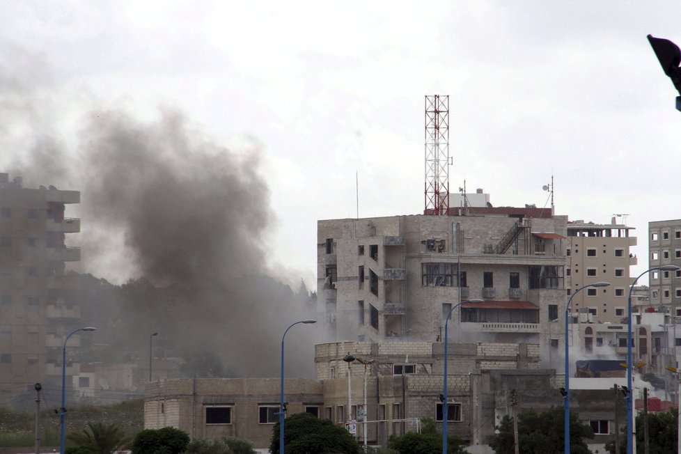 Krvavé pondělí na Blízkém Východě: Bomby i sebevražední atentátníci zabili stovky lidí