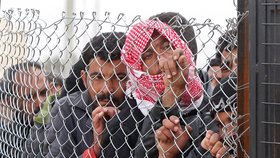 Budeme vzdělávat uprchlíky: Pro Syřany stipendia, pro Čechy nic