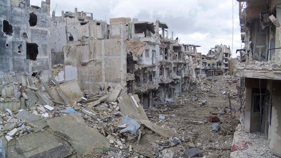 Z povstalci ovládaného Homsu zbyly místy jen ruiny