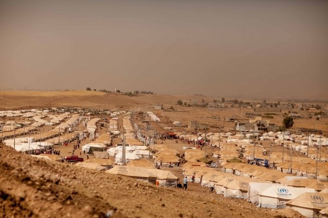 Syrské uprchlické tábory pomalu