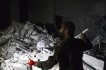 Nálet vládních vojsk na nemocnici na severu Sýrie si vyžádal nejmén 40 obtí