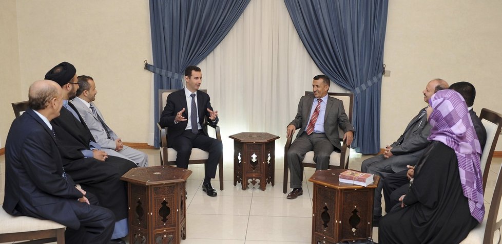 Prezident Bašár Asad dál úřaduje, přijal jemenskou delegaci (29.8.2013)