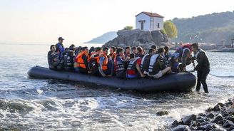 Kolektivní morální povinnost přijímat uprchlíky? Pryč z EU! Kolektivní morální povinnost přijímat uprchlíky? Pryč z EU!