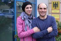 Uprchlický příběh s dobrým koncem: Sourozenci se po 4 letech setkali na policejní stanici!