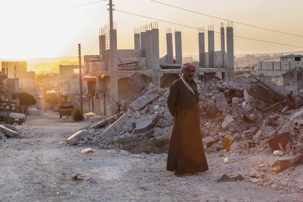Bojem poničené syrské město Koban s Islámských státem