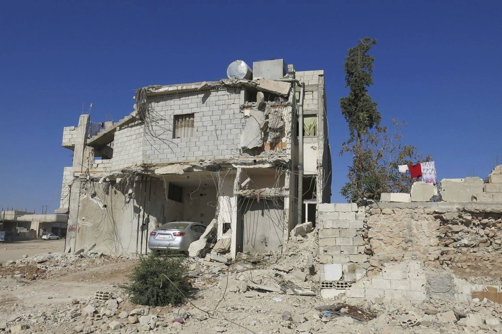 Češky Lenka Klicperová a Markéta Kutilová vyrazily do syrského města Kobani, značně poničeného při bojích s Islámským státem.