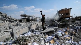 Zbytky syrského vědeckovýzkumného centra zničeného spojeneckým útokem z 14.4.2018
