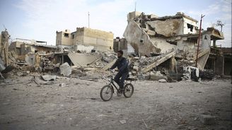 Rada bezpečnosti OSN schválila rezoluci o příměří v Sýrii. Klid zbraní má začít hned