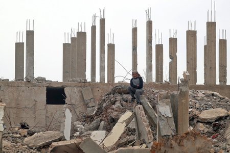 Syřany vracející se do města Hadžin přivítaly trosky, z jejich domů nic nezbylo.