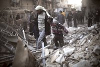Asadův „záškodník“ a 16 milionů běženců. Mocnosti řeší tragédii Sýrie