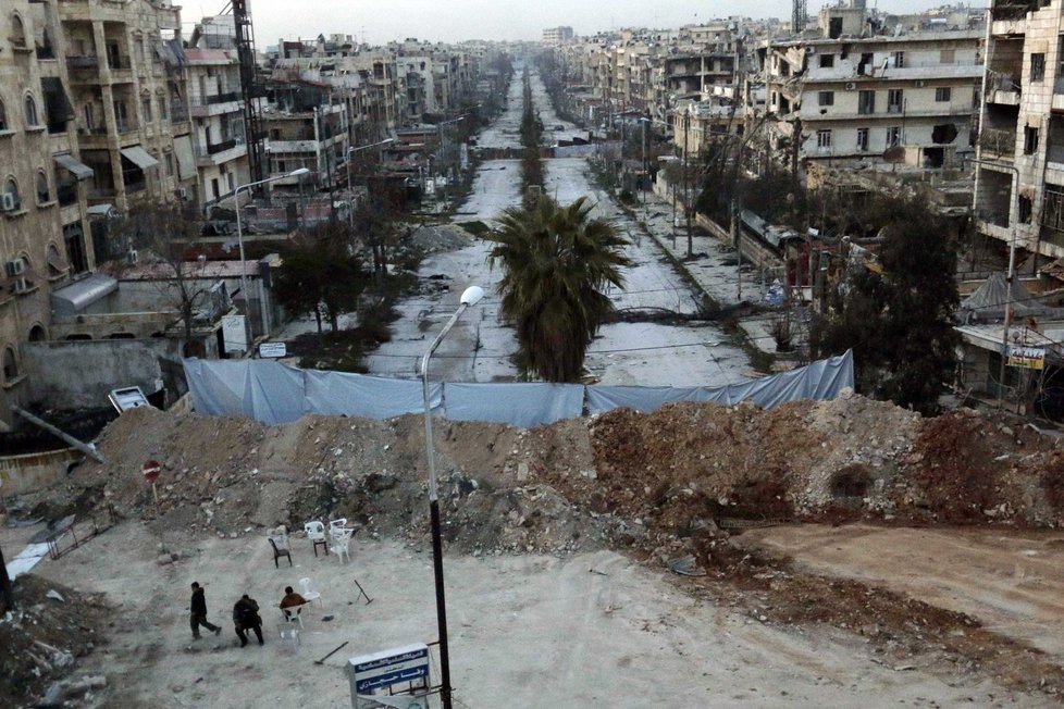 Ulice zdevastovaného syrského Aleppa