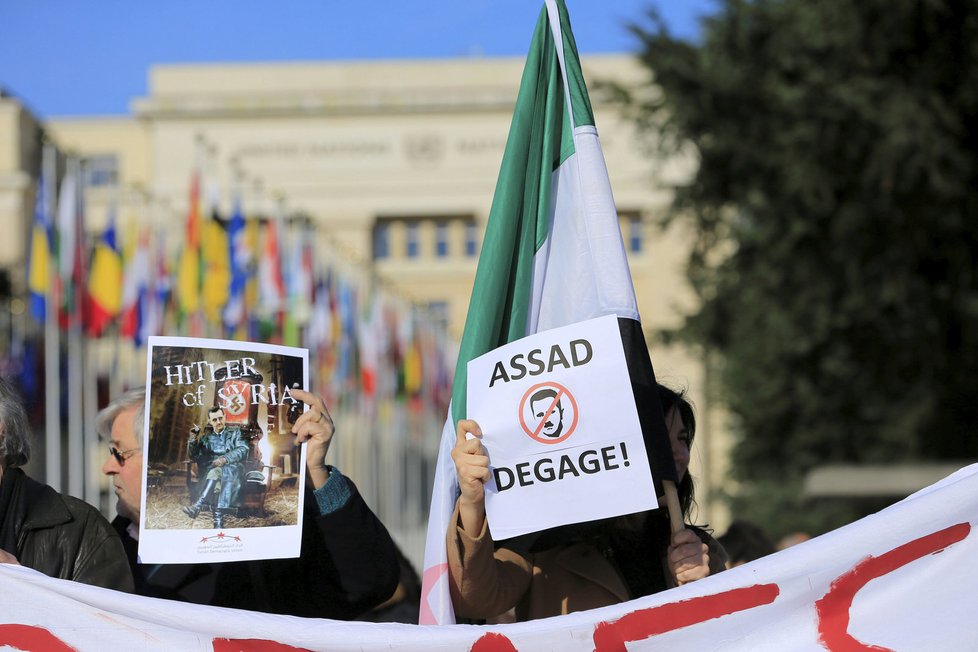 V Ženevě probíhá už čtvrté kolo syrských mírových rozhovorů.