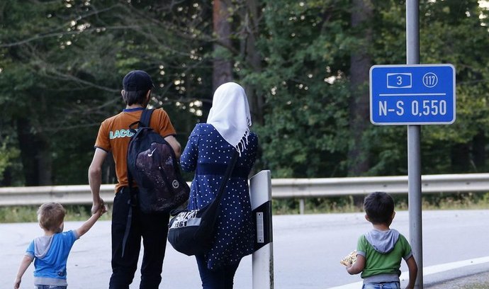 Syrská rodina na cestě do Německa