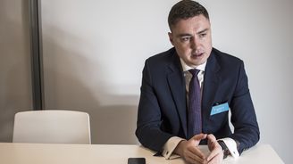 E-government nakoply hlavně banky, říká bývalý estonský premiér Taavi Rõivas