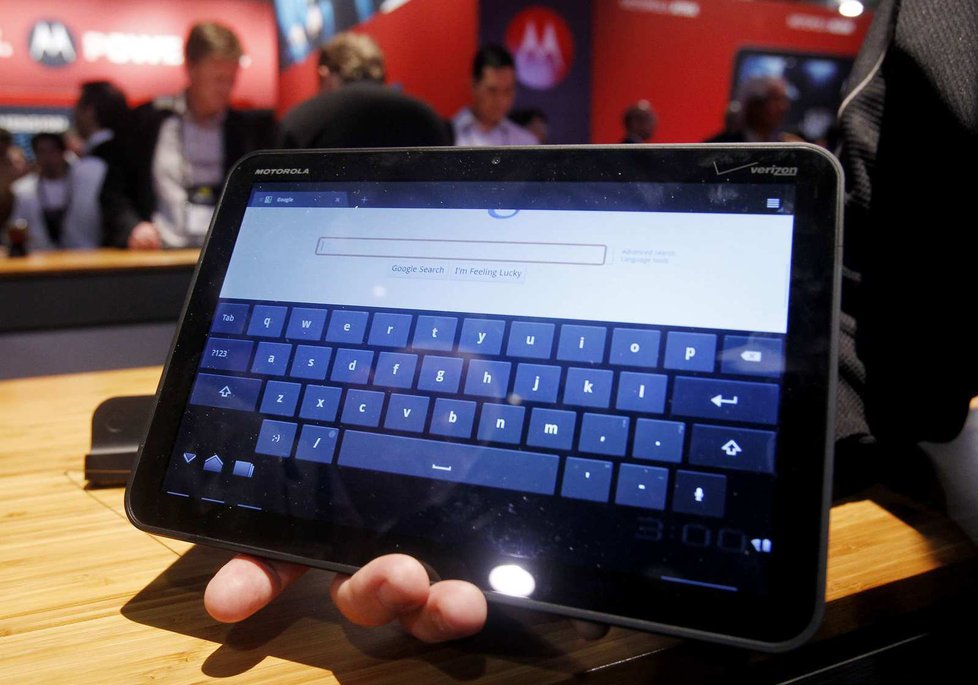 Jedním z prvních tabletů s operačním systémem Android verze Honeycomb bude Xoom od Motoroly.