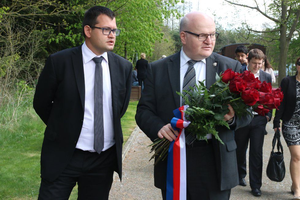 Pozůstalí a veřejnost si v Letech nedávno připomněli oběti nacismu