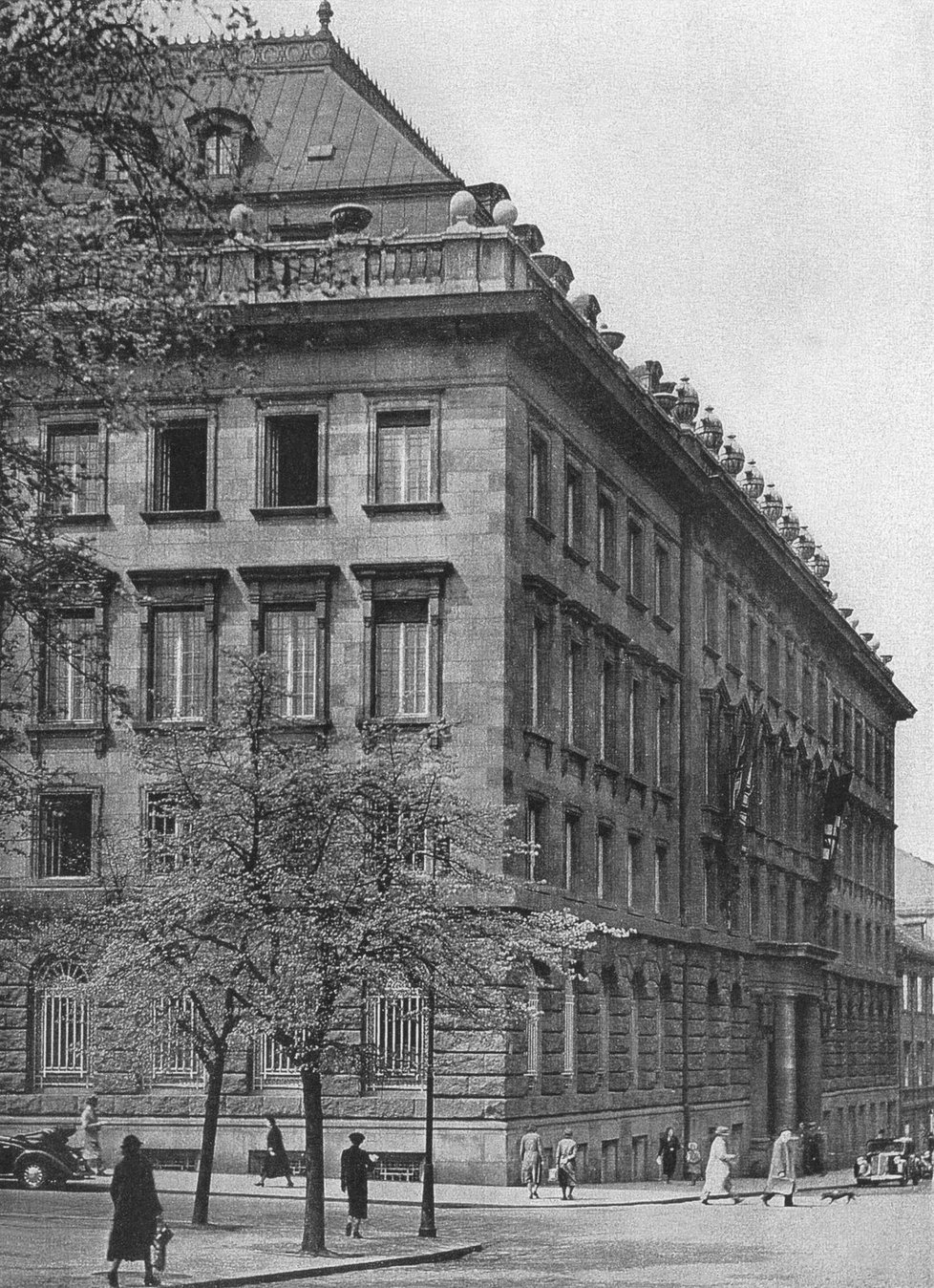Petschkův palác – sídlo gestapa – byl postrachem pro všechny Čechy.