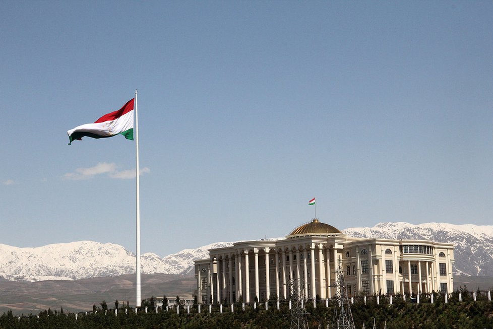Tádžikistán - prezidentský palác v hlavním městě Dušanbe