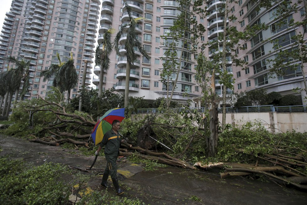 Tajfun Mangkhut přinesl do Číny silné deště.