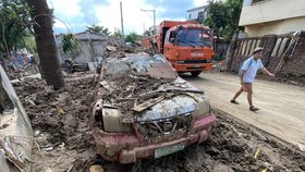 Tajfun už dorazil na Filipíny