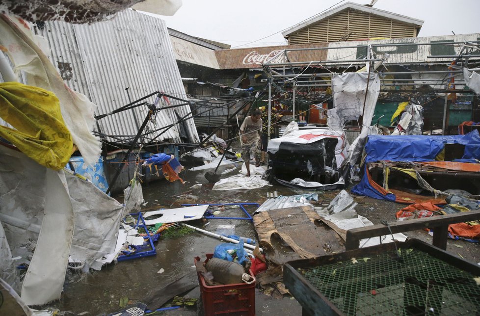 Supertajfun Mangkhut řádí na Filipínách.