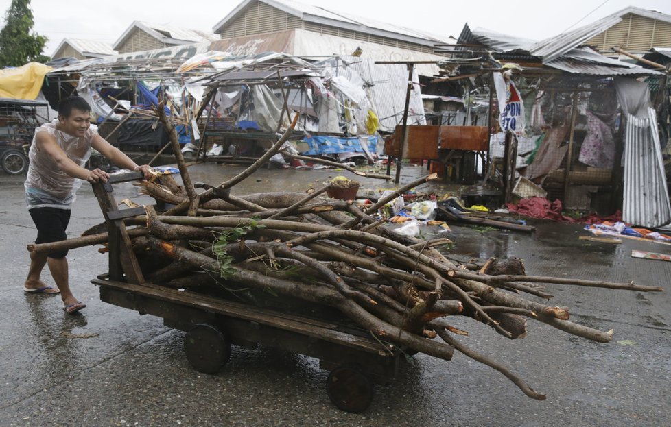 Supertajfun Mangkhut řádí na Filipínách.