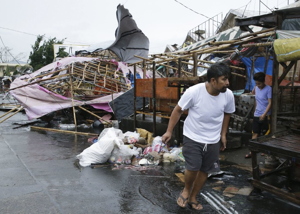 Supertajfun Mangkhut řádí na Filipínách.