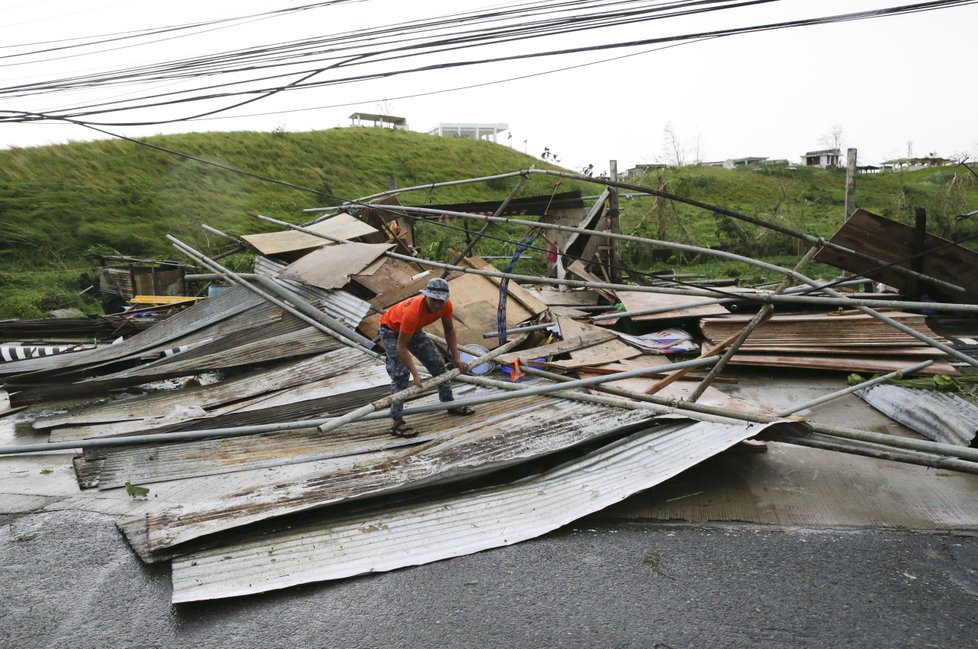 Supertajfun Mangkhut řádí na Filipínách.