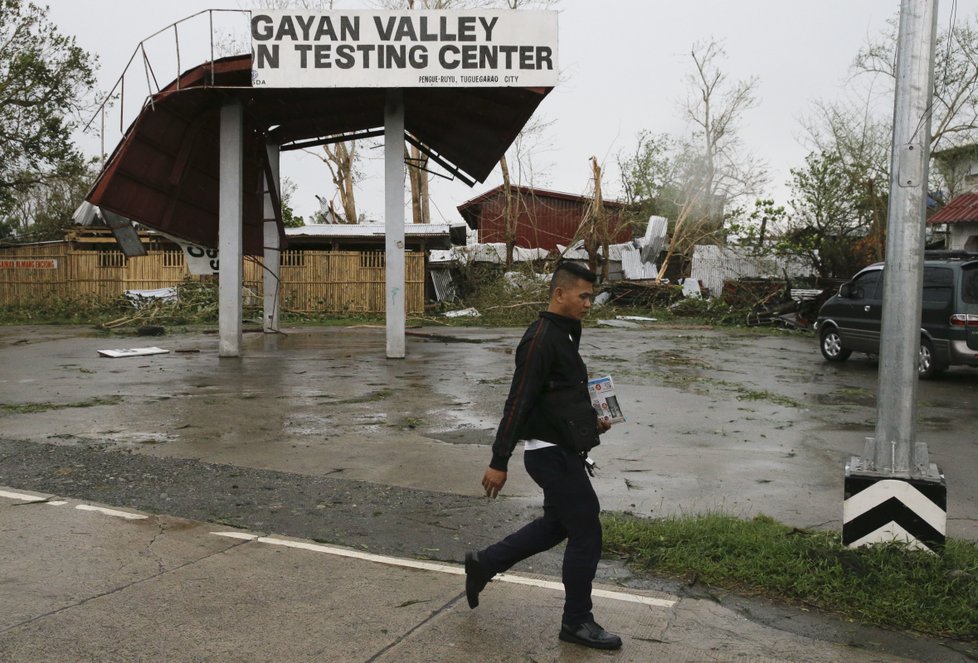 Supertajfun Mangkhut řádí na Filipínách.