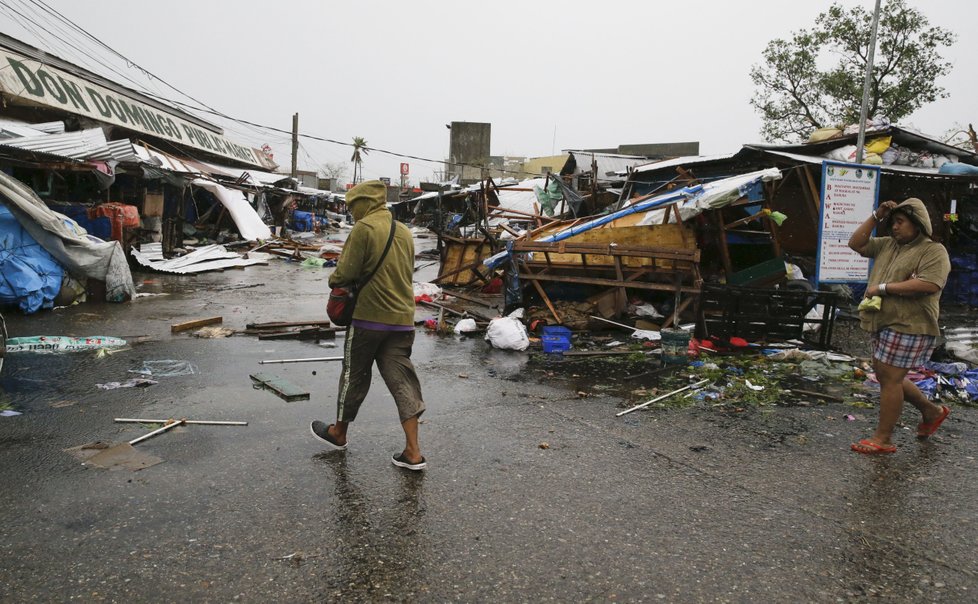 Supertajfun Mangkhut řádí na Filipínách.