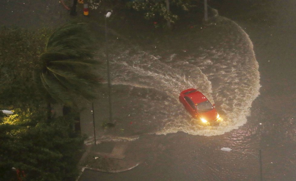 Supertajfun Mangkhut řádí na Filipínách.