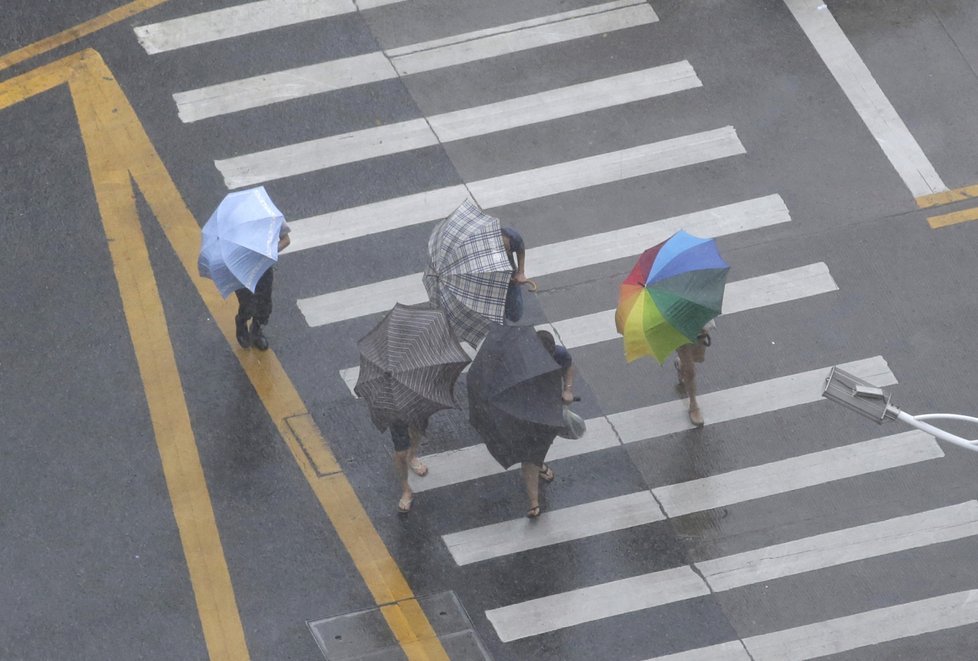 Tajfun Mangkhut zabil na Filipínách nejméně 25 lidí.