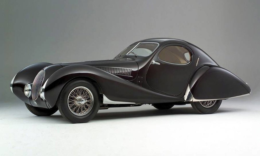 Nejznámějším a nejobdivovanějším výtvorem karosárny Figoni and Falaschi bylo aerodynamické kupé Talbot-Lago T150C SS Teardrop z roku 1938.