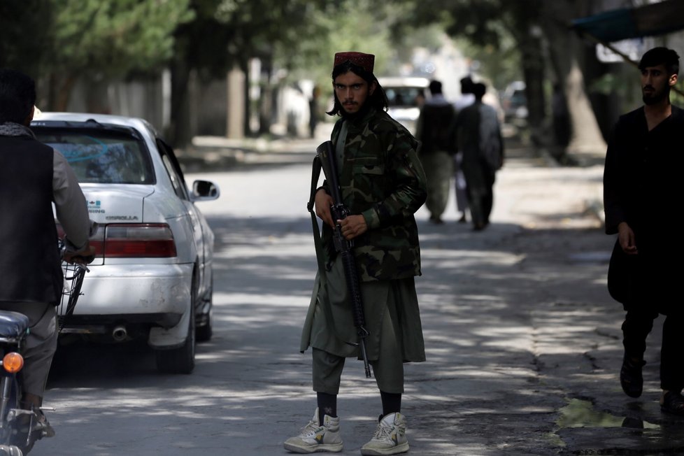 Tálibán kontroluje hranice Kábulu
