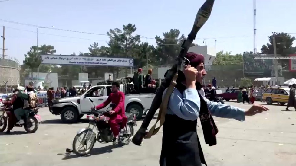 Krize v Afghánistánu: Talibán převzal moc nad hlavním městem.