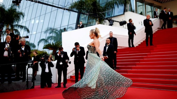 Tallia Storm v Cannes