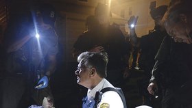 Policisté zatýkají bostonského atentátníka