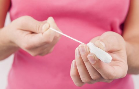 Historie tamponů: Neslušná věc, která může ženu připravit o panenství!