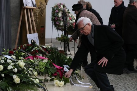 Jiří Drahoš na pohřbu Táni Fischerové (8.1.2020)