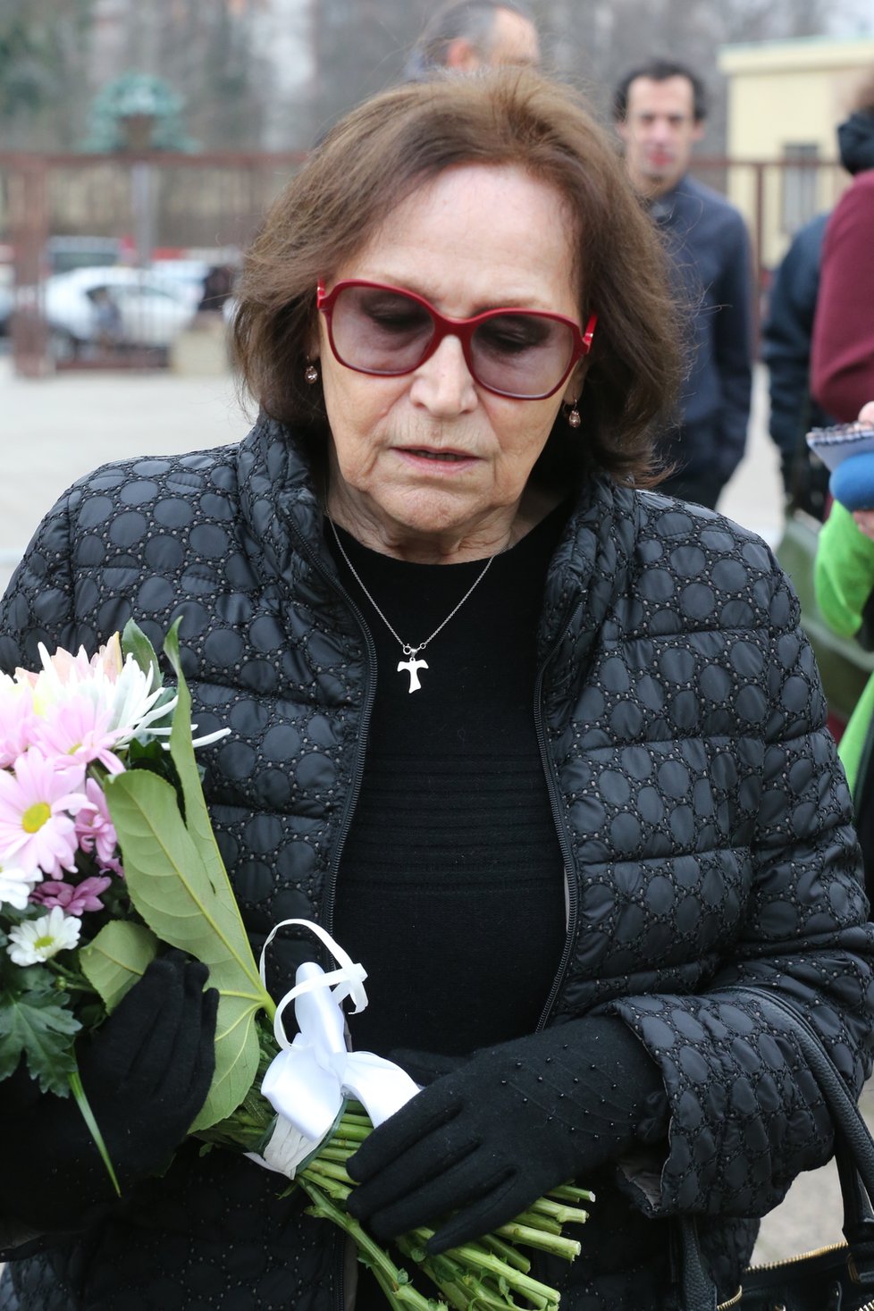 Marta Kubišová dorazila na pohřeb Táni Fischerové