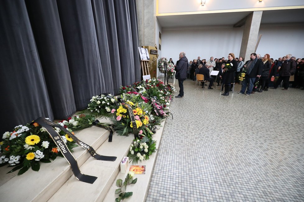 Pohřeb Táni Fischerové