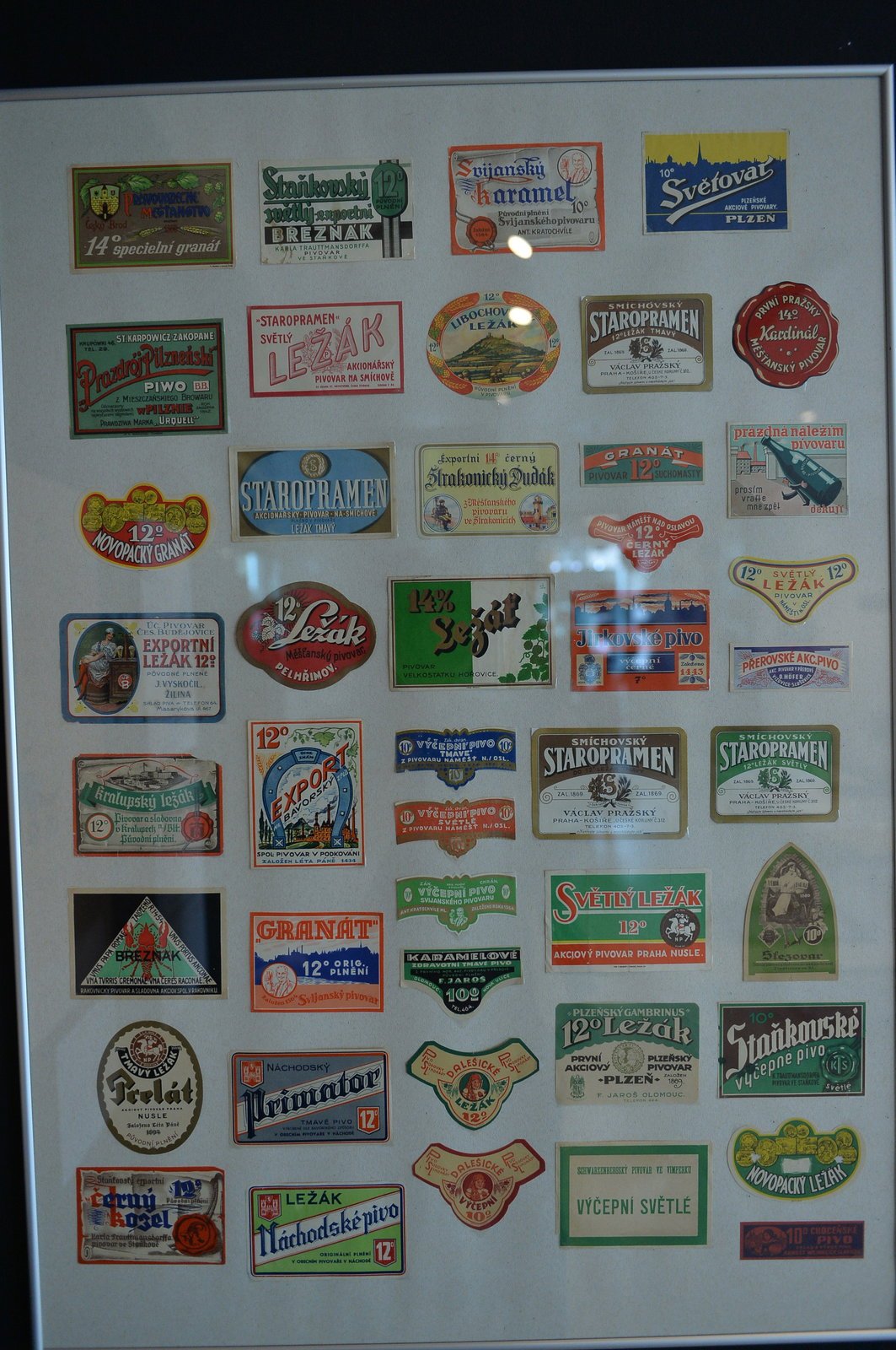 Historické pivní etikety.
