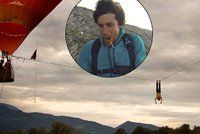 Adrenalinový šílenec zemřel při 30metrovém pádu z horkovzdušného balonu