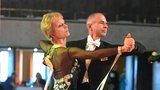 Život v rytmu hvězdného tance: Manželé se na parket vrátili po 30 letech a vítězí