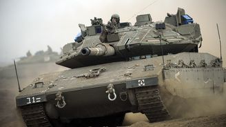 Tanky Merkava, transportéry Namer či samopaly Uzi. Zbraně, které Izrael použije v Gaze