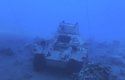 V jordánském muzeu vojenské techniky jsou válečné stroje pod vodou