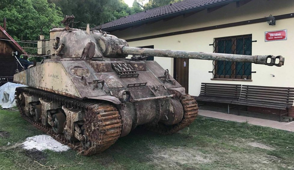 Takhle tank vypadal před rekonstrukcí, když se přivezl z Argentiny.