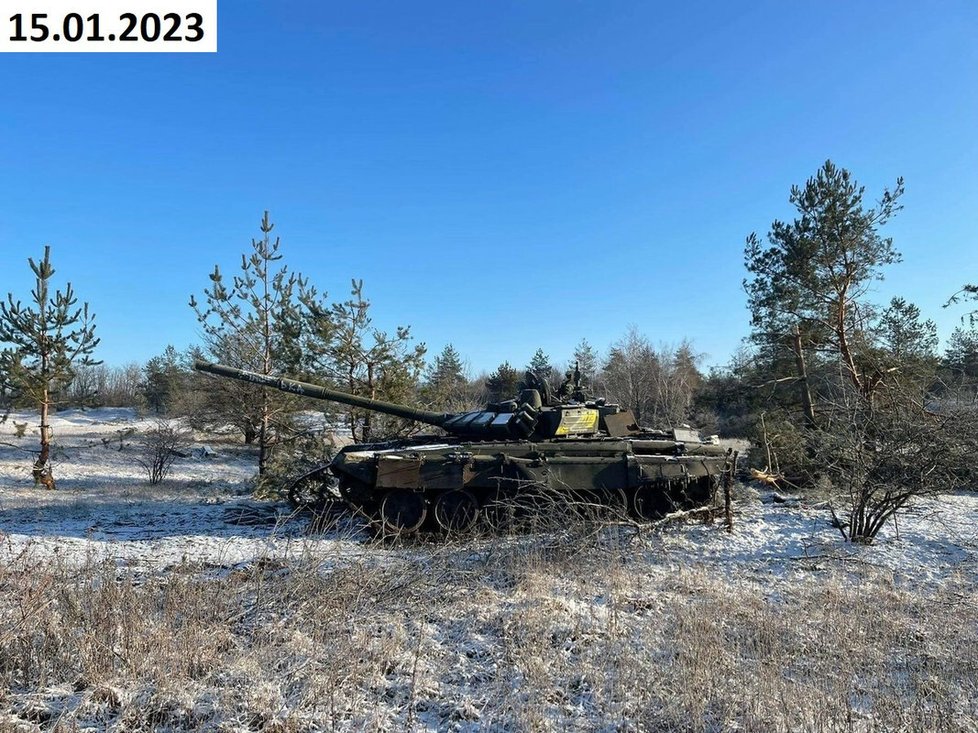 T-72B3 opuštěný ruskými vojáky.